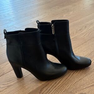 NWOT Sam Edelman Black Ankle Boots